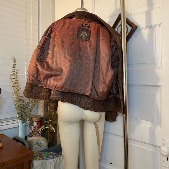 SOLD VTG Adventure Bound Thinsulate 3M Lined Brown Leather Jacket, 1980s - Picture 8 of 16